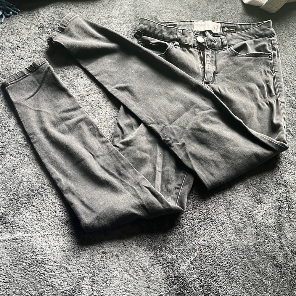 grey skinny jeans